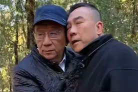 杨议：侯耀华永远是我二哥，你们别借题发挥，找他要皮大衣要钱了图片