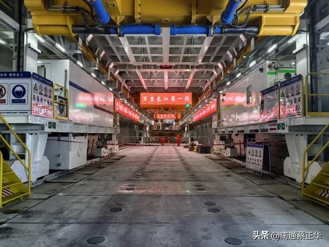 江底30米的轰鸣！记者探访海太长江隧道长江水域作业区