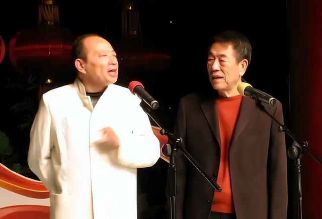 杨少华头七刚过，67岁冯巩两个操作，保住了他最后的体面