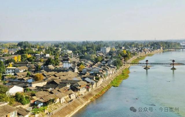 速来→崇州正上演初冬金色浪漫大片！