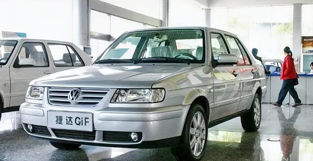 曾占60%市场！从统治街头到传奇，当年的国民神车后来都怎么样了