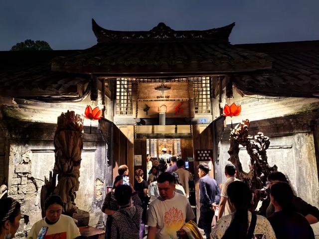 首次开通！上海→四川“躺平式”新玩法！动卧列车夕发朝至！票价曝光