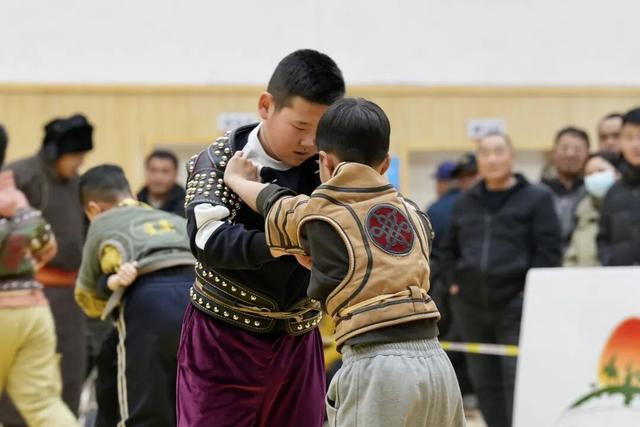 “歌游内蒙古•冰雪那达慕”阿鲁科尔沁冰雪系列活动冬季那达慕火热开幕