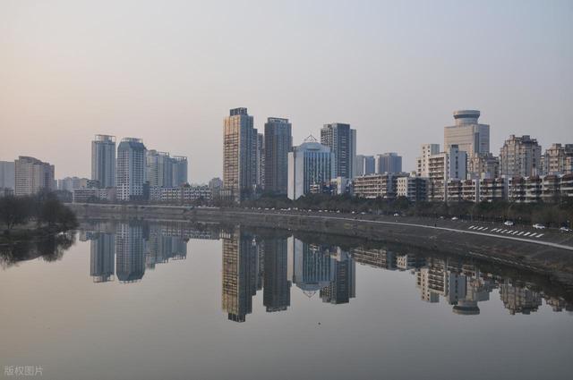 四川下一个黑马城市已定？不是宜宾、德阳，有望成第二个“成都”