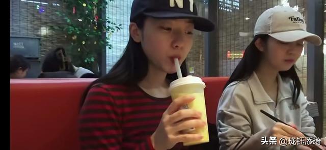 19岁日本女孩杭州独自旅行，我无语了！没想到是个吃货