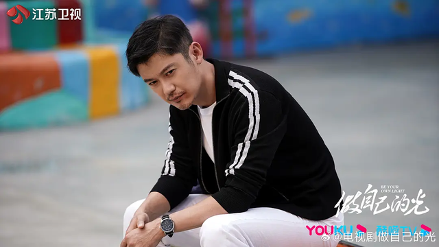 欠债人妻疯狂逆袭《做自己的光》刘涛秦海璐爽剧够狠吗？