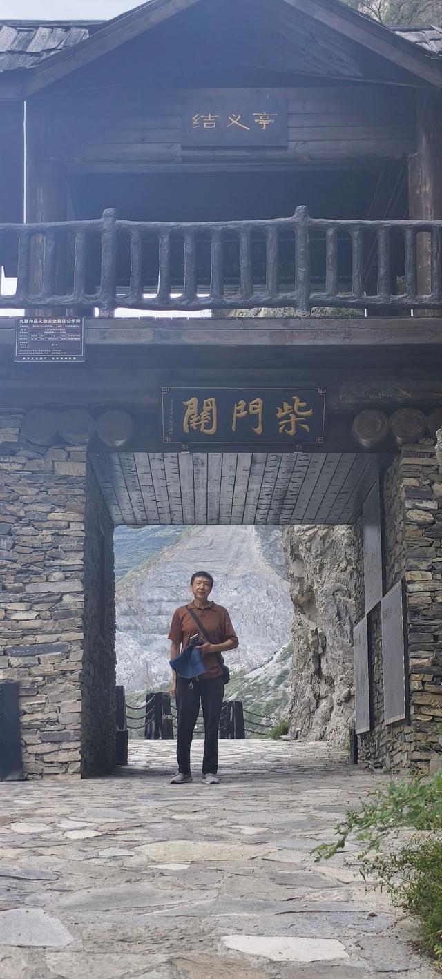 穿隧跨桥寻古，陇南川北历新——平绵高速国庆行