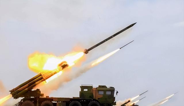 中日战场已经敲定？日本斥资9万亿！中方一纸禁令，高市已陷绝境