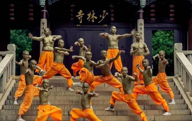 释永信落幕刚四个多月	，遭暗访的释印乐，竟让他再次成了笑柄