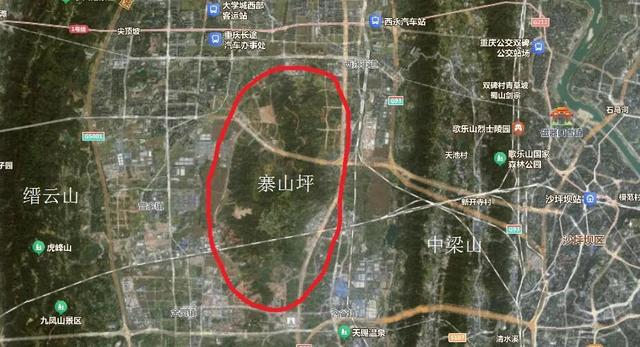 重庆九龙坡有一座明朝大寨，拥有18道城门，相传张献忠在此称帝