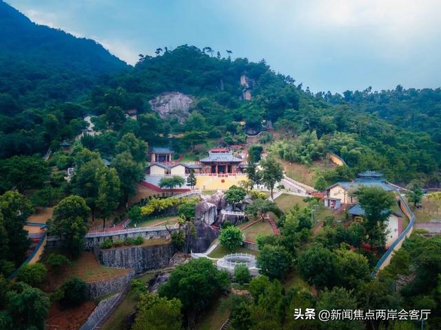 莲花好所在 | 一处自然与艺术交融的佳境，一座令人陶醉的山岳之地→