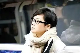 百亿富豪解直锟去世3年，遗孀毛阿敏的选择令人泪目图片