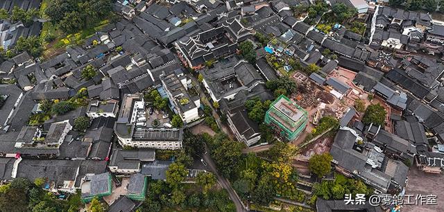 松溉古镇：在雨丝里缝补的一段旧时光