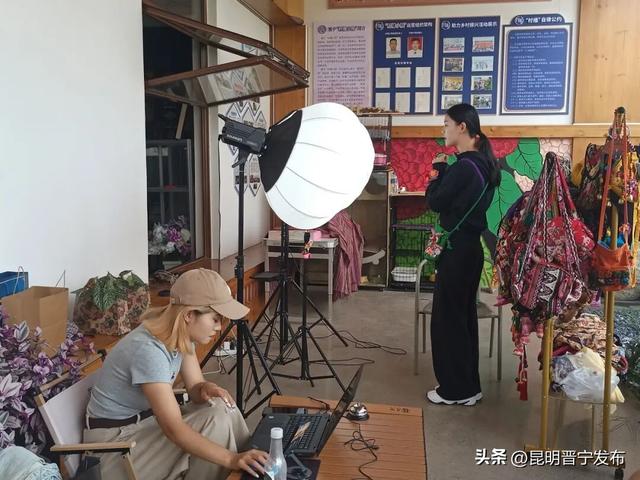 昆明云上花旅季：探访晋宁玫瑰的“云上蝶变”之路