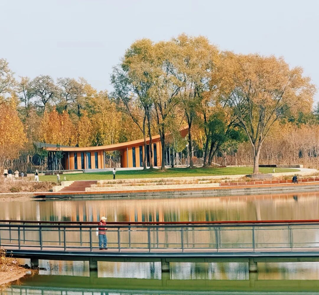 海淀“阿那亚”藏不住了！“白沙滩”成新晋热门打卡地