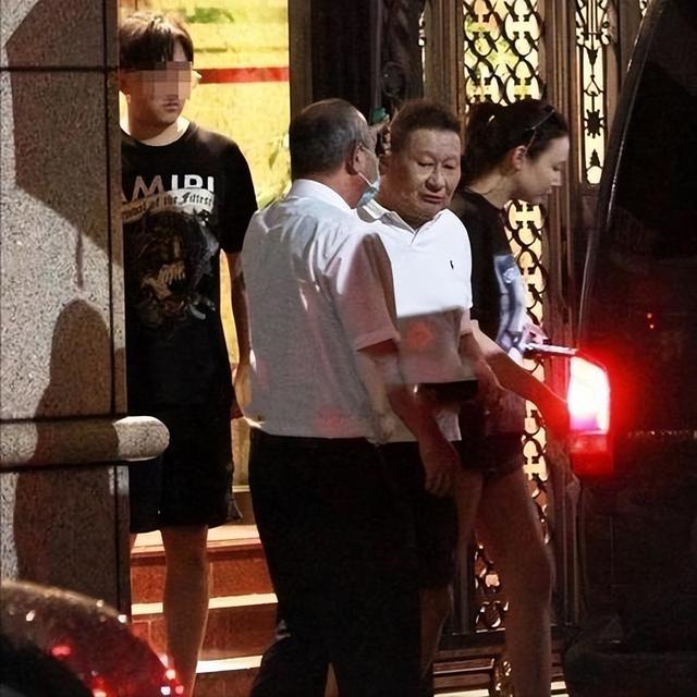 包养情人无数，娶初中同学女儿为妻，玩老婆闺蜜	，孙道存有多放荡