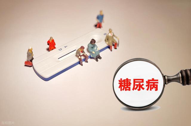 一动就出汗的人，是身体虚？提醒：3种出汗异常，可能是疾病信号