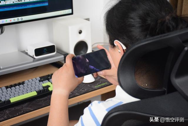 开放式蓝牙耳机终于迎来创新！南卡OE Nova：更舒适佩戴更强音质