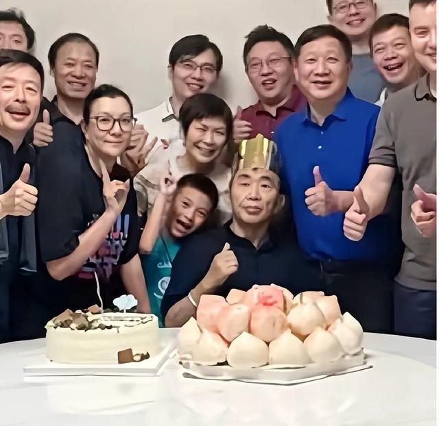 棋圣最后一张生日照曝光！瘦到脱相，网友泪崩：这是告别啊！