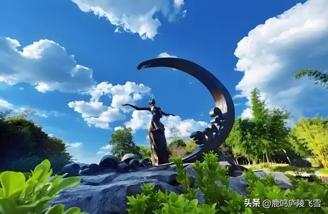 江西11个地级市的“首座”名山，你认为赣鄱群山之冠是哪一座？