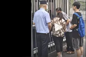 男孩高考结束才知父亲已坐牢5年，感人，还是可怜？图片