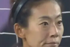 看一个替补守门员的表情，懂得了人生顿悟！图片