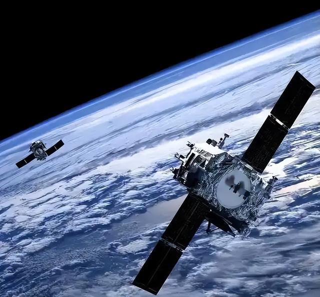 中国承诺不先动用核武器，要是美国炸毁北斗卫星	，中国就输定了？