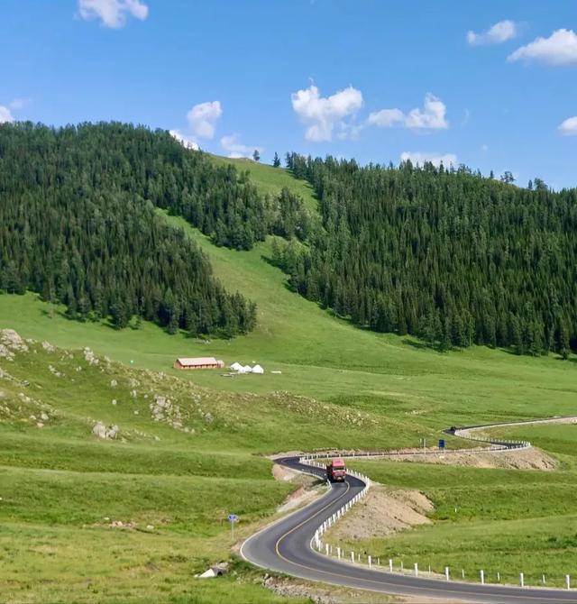 新疆阿禾公路有31个观景台，一路被这些名字和风景惊艳到了