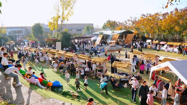 组图：逛市集、品美食、淘文创！咸安面里花园冬日市集温暖来袭