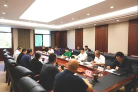 罗萍参加服务企业需求“厅局长坐诊接诉”活动图片