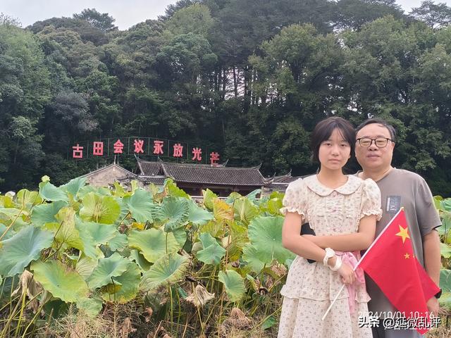 车轮上的自由与桎梏：自驾游的双面人生