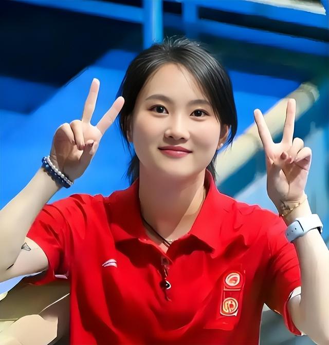 全红婵为何能夺冠？官媒暴露原因，陈若琳功不可没，陈芋汐没说错