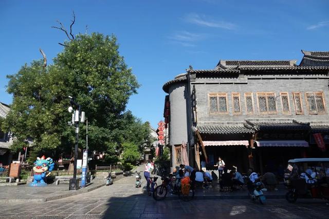 山东，有一座2000年前的一线城市，去青州古城赶一场槐花雨