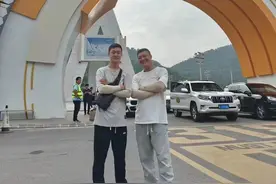 从丹东一路骑行到拉萨 父子的摩旅之路：“亲眼看到儿子变成熟、生活技能不断提高 是这一趟旅程的最大收获！”图片