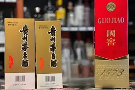 春节送礼，用2瓶茅台好还是1箱国窖1573好？行家：不懂别乱买！图片