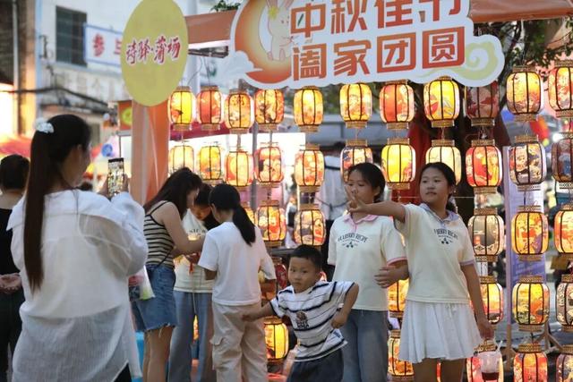 悦·遵义丨月满人间，遵义这样庆中秋~