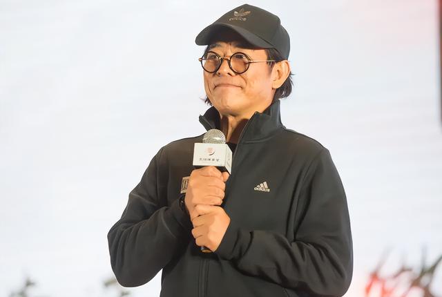 这次，被传换过心脏的李连杰公开回应，让“一夜回春”真相大白