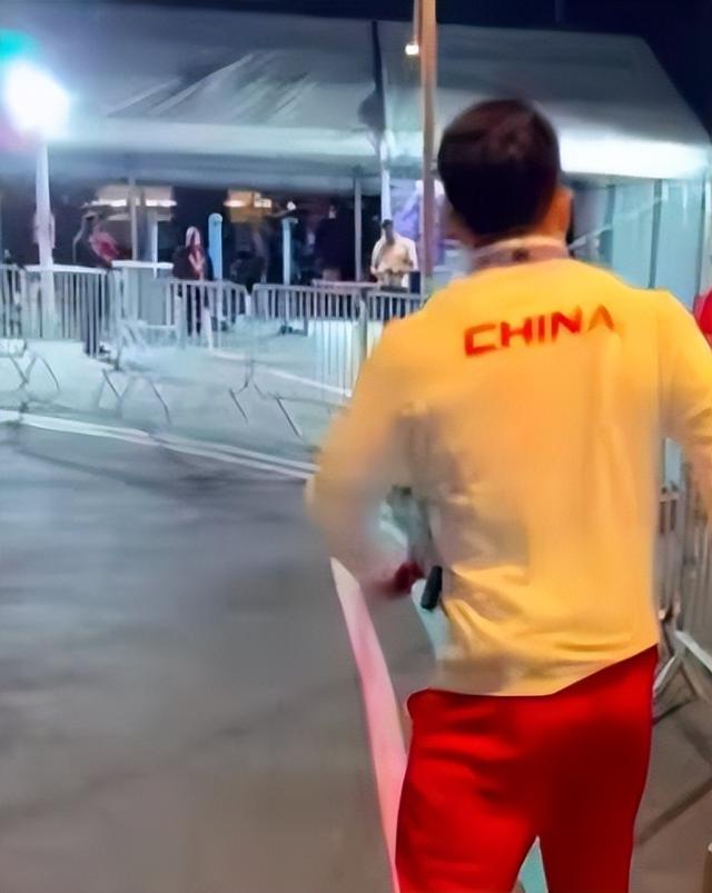 十五届全运会圆满落幕，5名运动员官宣退役，一个比一个可惜