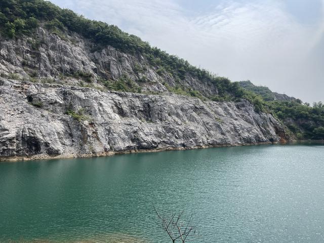 骑游宝华山南部东部水库山林越野