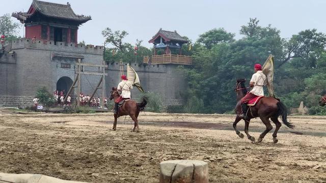 一年狂揽超12亿，三年暴涨15倍，河南出了个“中国迪士尼”