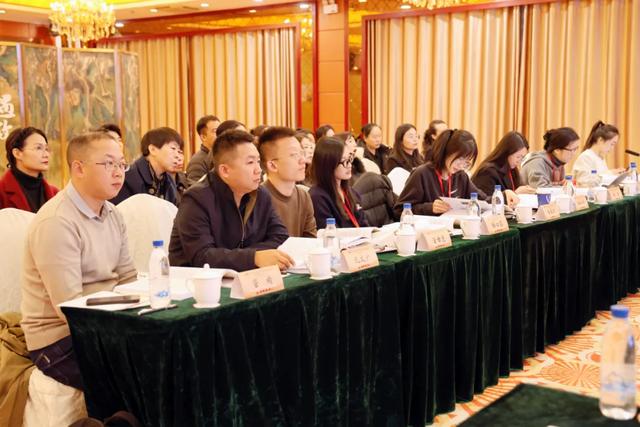 第六届丝绸之路与敦煌历史文化学术研讨会与会嘉宾赴阳关实地考察