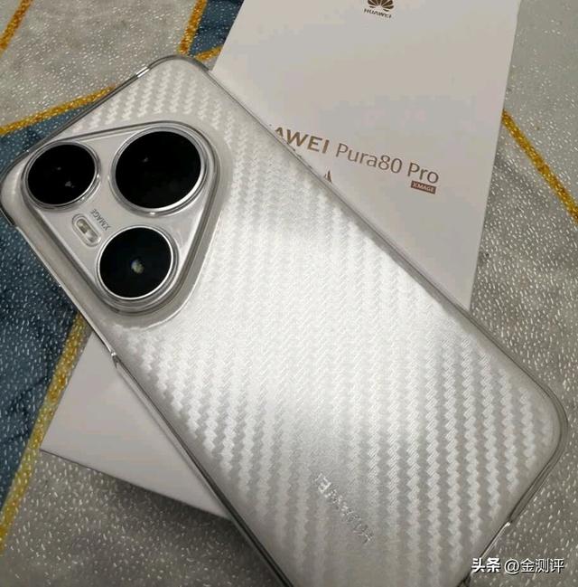 华为Mate 80系列前瞻：技术突破成"翻盘"关键，鸿蒙生态适配需加速