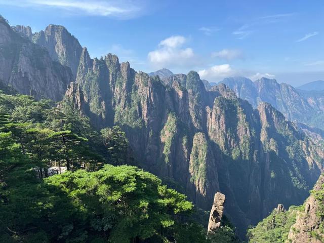 徒步三山五岳：安徽黄山！