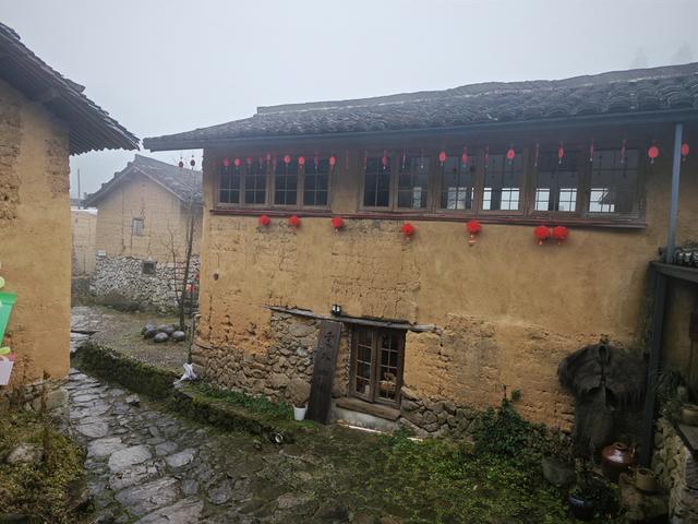 矿工们建造的家园，藏在深山中