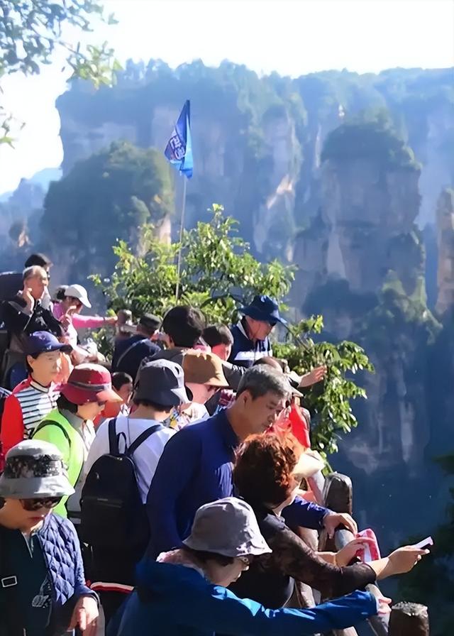 藏不住了！2000万老外“偷摸”涌入中国，这波热潮我们迎来了什么