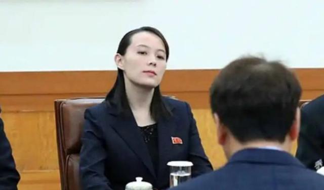 李在明拒绝出席北京阅兵，关键时刻，朝鲜领导人的妹妹送韩国一坏消息，没让中方失望