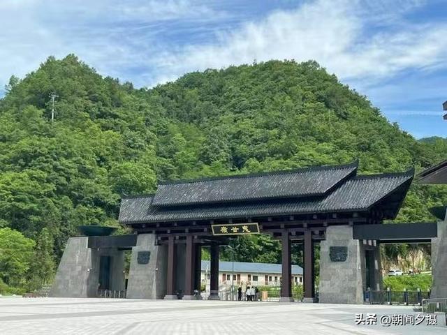 逛老街游后柳水乡、鬼谷岭，在石泉休闲度假好安逸
