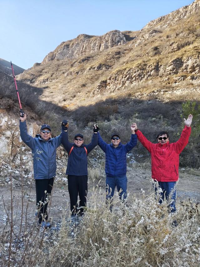 登张家口怀来老君山