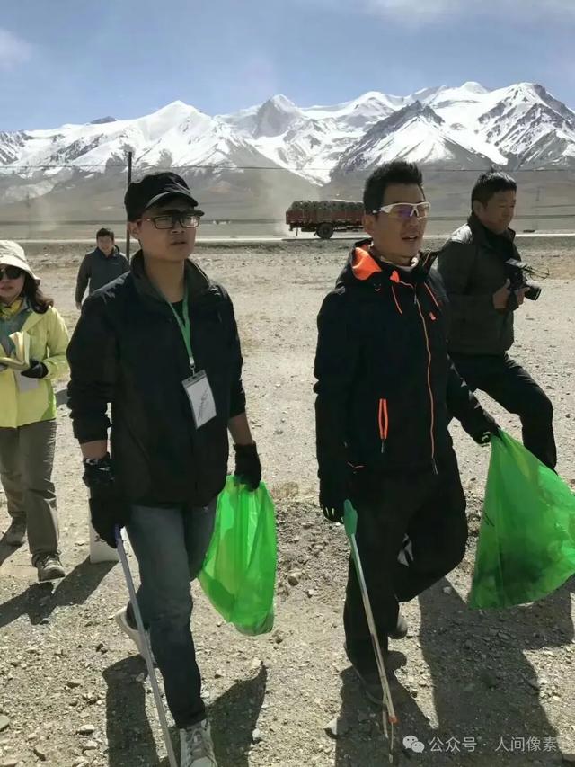 剪葡萄、送外卖挣学费,福建农村娃,如何走进世界顶级博物馆?