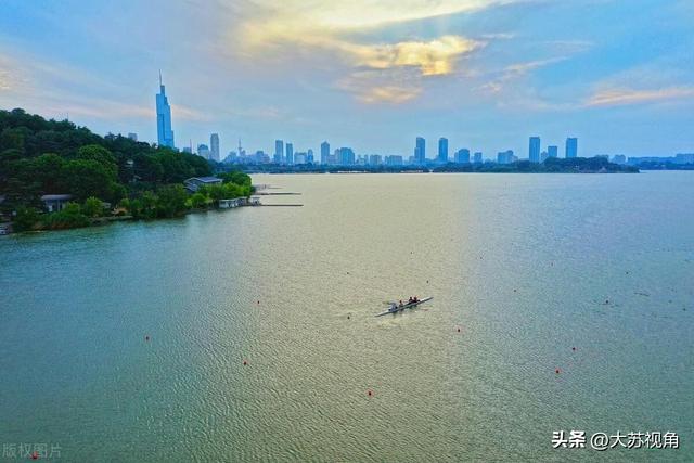 南京人还在挤玄武湖？1小时车程竟藏着"小千岛湖"，本地人私藏